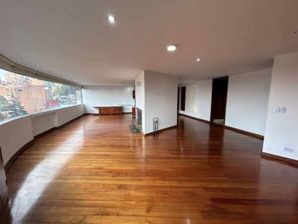 sala apartamento exclusivo rosales 2
